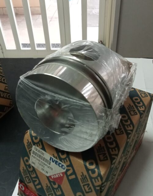 1908745 Pistone completo di fasce Iveco