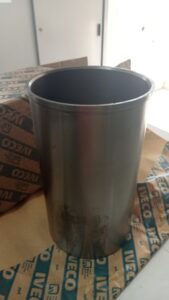 4798813 Canna cilindro Iveco