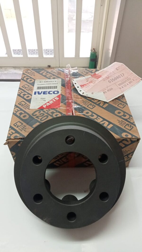 61584017 Puleggia pompa acqua IVECO